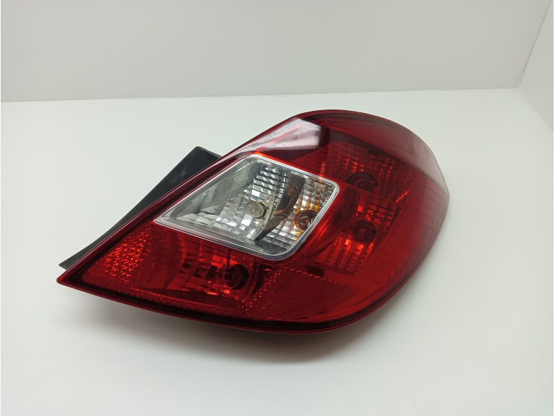 Recambio de piloto trasero derecho para opel corsa d 1.3 16v cdti referencia OEM IAM   
							