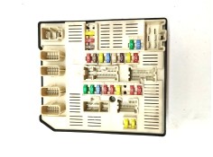 Recambio de caja reles / fusibles para renault megane iii berlina 5 p 1.5 dci diesel fap referencia OEM IAM 284B68372R   2