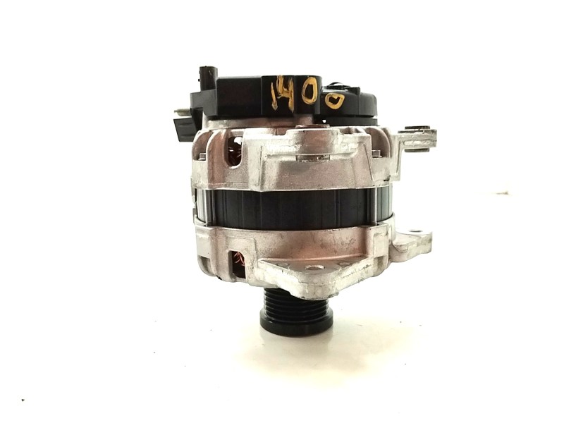 Recambio de alternador para renault clio v referencia OEM IAM 231002175R  