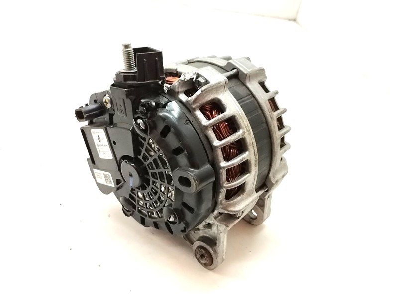 Recambio de alternador para renault clio v referencia OEM IAM 231002175R  