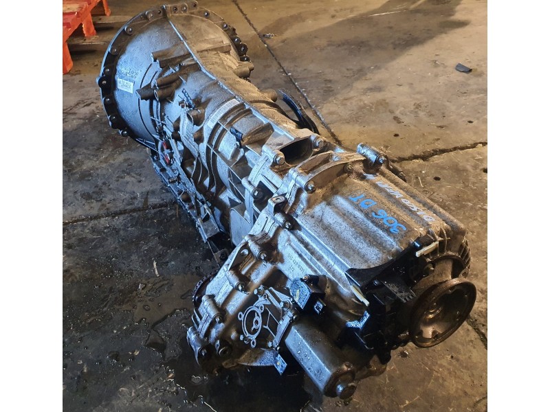 Recambio de caja cambios para land rover discovery 4 tdv6 hse referencia OEM IAM AH427000CE  