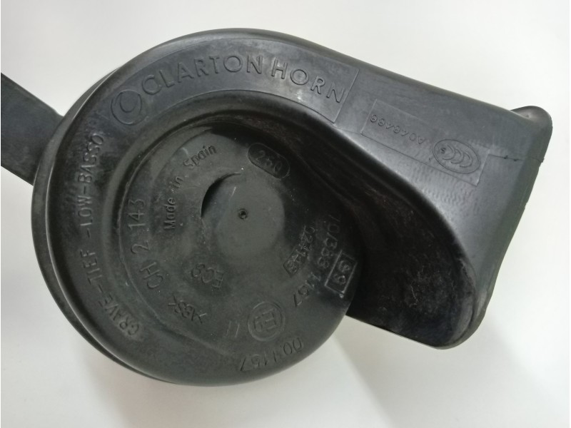 Recambio de claxon para porsche panamera 4.8 v8 turbo cat referencia OEM IAM 7073881157  