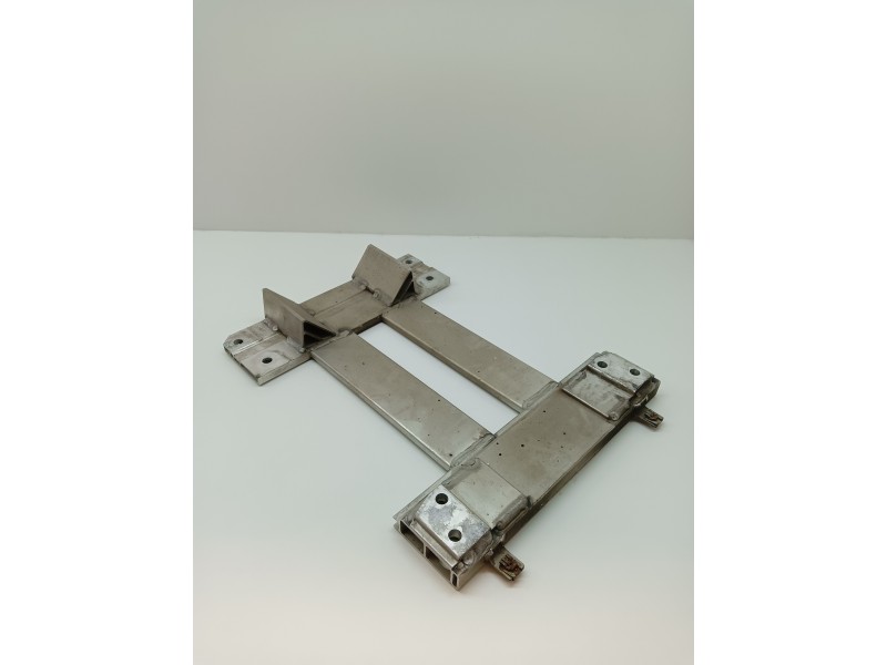 Recambio de soporte cambio para porsche panamera 4.8 v8 turbo cat referencia OEM IAM 97050462301  