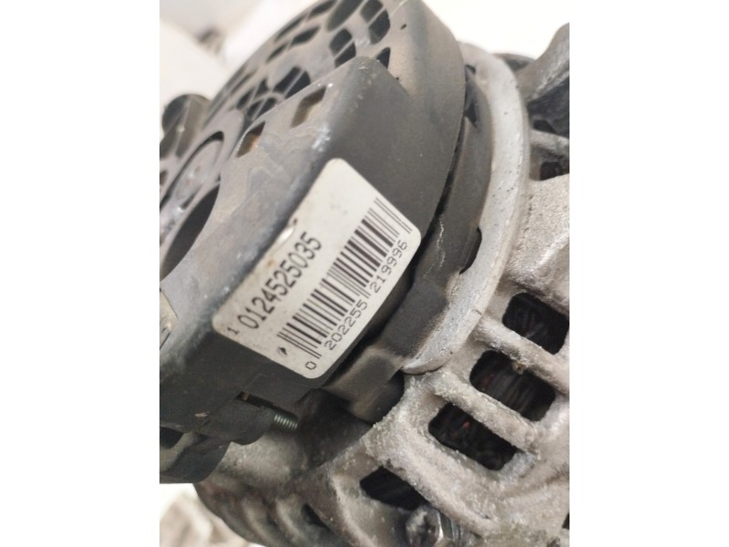 Recambio de alternador para peugeot 307 berlina (s2) 1.6 16v hdi referencia OEM IAM 0124525035  