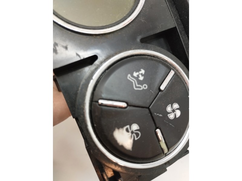 Recambio de mando climatizador para citroën ds3 1.6 hdi fap referencia OEM IAM 96831720XT02  