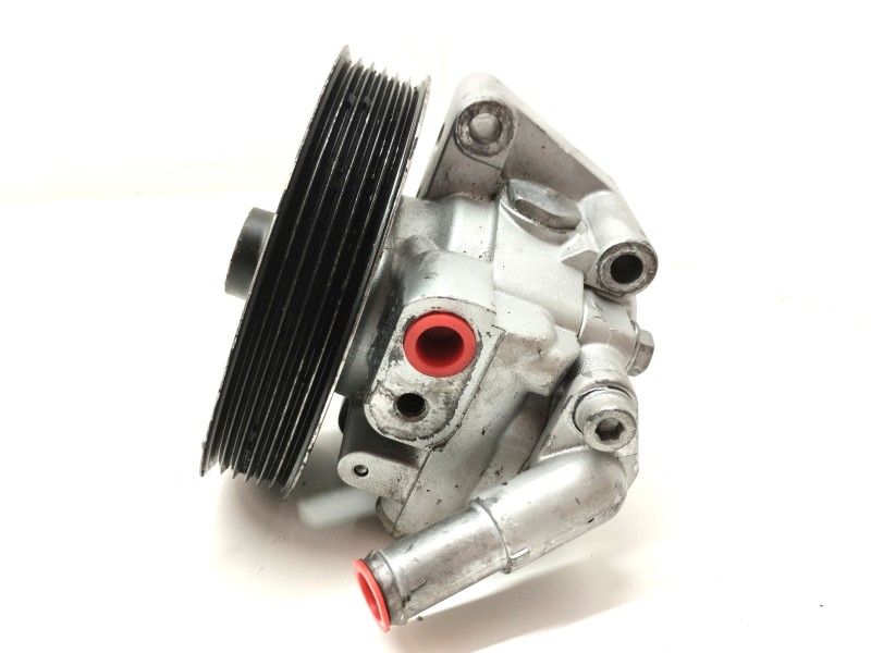 Recambio de bomba direccion para land rover freelander (lr2) td4 e referencia OEM IAM 6G913A733EA  