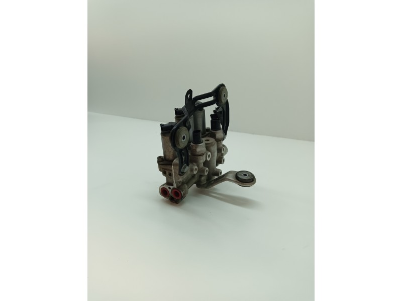 Recambio de bomba suspension para porsche panamera 4.8 v8 turbo cat referencia OEM IAM 97035907505  