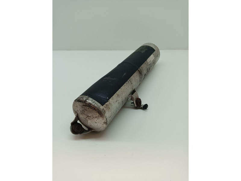 Recambio de acumulador central amortiguacion para porsche panamera 4.8 v8 turbo cat referencia OEM IAM 15158000272  
							