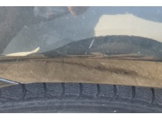 Recambio de aleta delantera izquierda para toyota corolla verso (r1) 2.2 d-cat referencia OEM IAM    2
