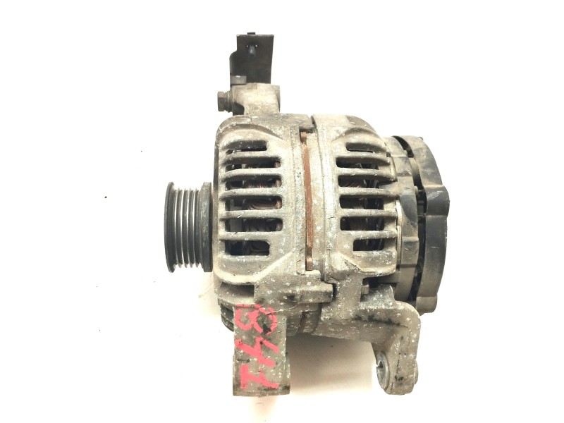 Recambio de alternador para opel zafira a 1.6 16v referencia OEM IAM 90561971  