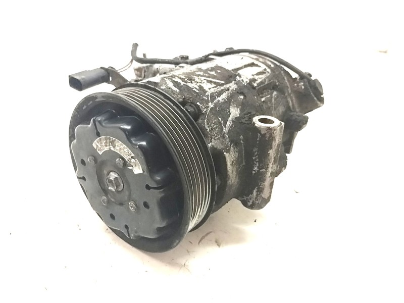 Recambio de compresor aire acondicionado para volkswagen polo (9n1) 1.2 12v referencia OEM IAM 6Q0820803G  