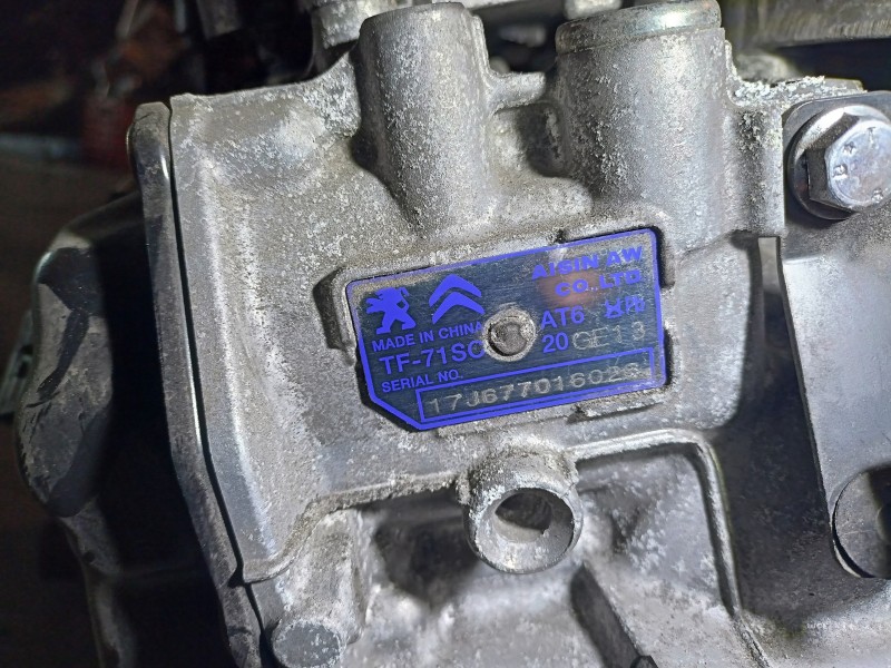 Recambio de caja cambios para peugeot 208 allure referencia OEM IAM 20GE13  