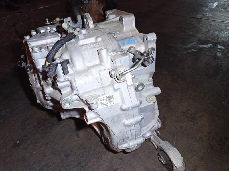 Recambio de caja cambios para peugeot 208 allure referencia OEM IAM 20GE13  