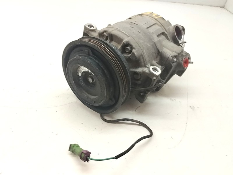 Recambio de compresor aire acondicionado para volkswagen passat berlina (3b3) advance referencia OEM IAM 8D0260808  