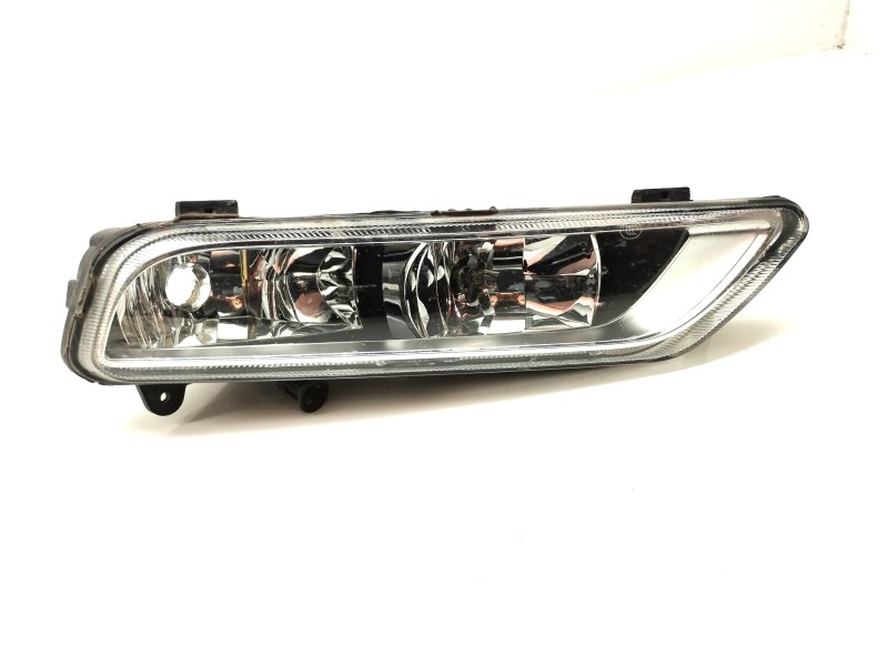 Recambio de faro antiniebla derecho para volkswagen passat variant (365) 2.0 tdi referencia OEM IAM 176623RH  