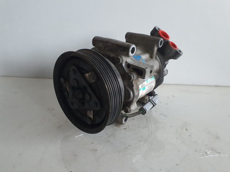 Recambio de compresor aire acondicionado para renault scenic ii 1.9 dci diesel referencia OEM IAM 8200365787A  