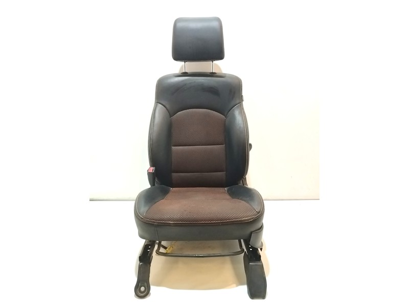 Recambio de asiento delantero izquierdo para ssangyong korando 2.0 td cat referencia OEM IAM   