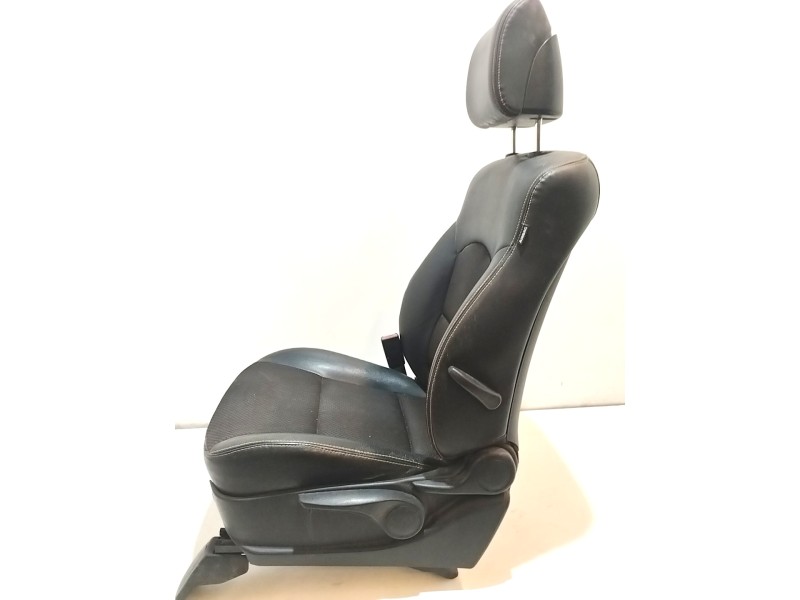 Recambio de asiento delantero izquierdo para ssangyong korando 2.0 td cat referencia OEM IAM   