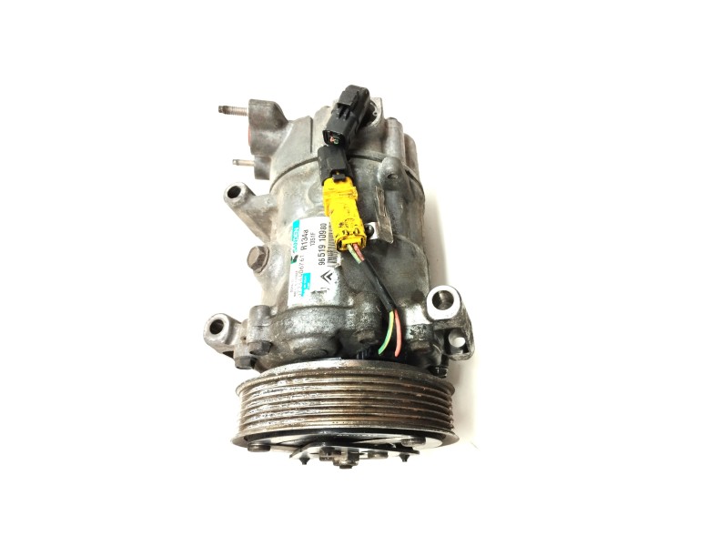 Recambio de compresor aire acondicionado para citroën c4 coupe 1.6 16v hdi referencia OEM IAM 9651910980  
							