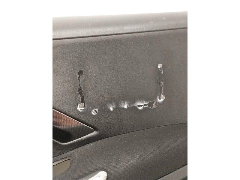 Recambio de guarnecido puerta delantera derecha para peugeot 2008 (--.2013) 1.2 12v e-thp referencia OEM IAM   