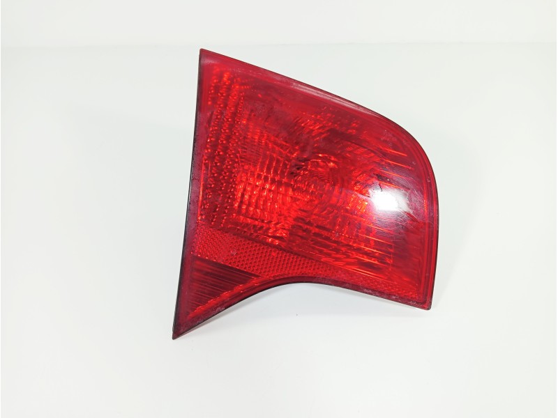 Recambio de piloto trasero izquierdo interior para audi a4 berlina (8e) 2.0 tdi referencia OEM IAM   