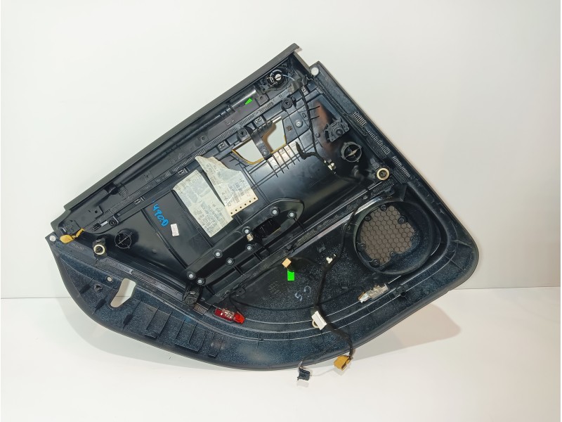 Recambio de guarnecido puerta trasera derecha para audi a4 berlina (8e) 2.0 tdi referencia OEM IAM   