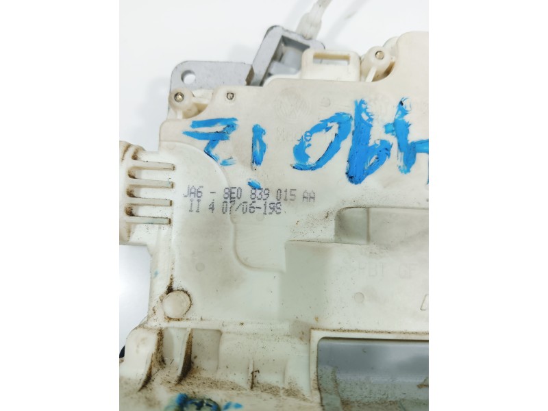 Recambio de cerradura puerta trasera izquierda para audi a4 berlina (8e) 2.0 tdi referencia OEM IAM 8E0839015AA  