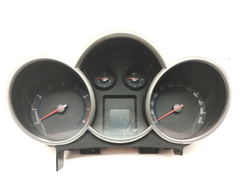 Recambio de cuadro instrumentos para chevrolet cruze 1.6 cat referencia OEM IAM   