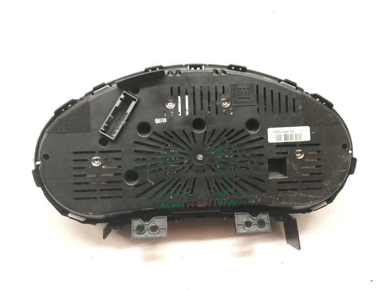 Recambio de cuadro instrumentos para chevrolet cruze 1.6 cat referencia OEM IAM   