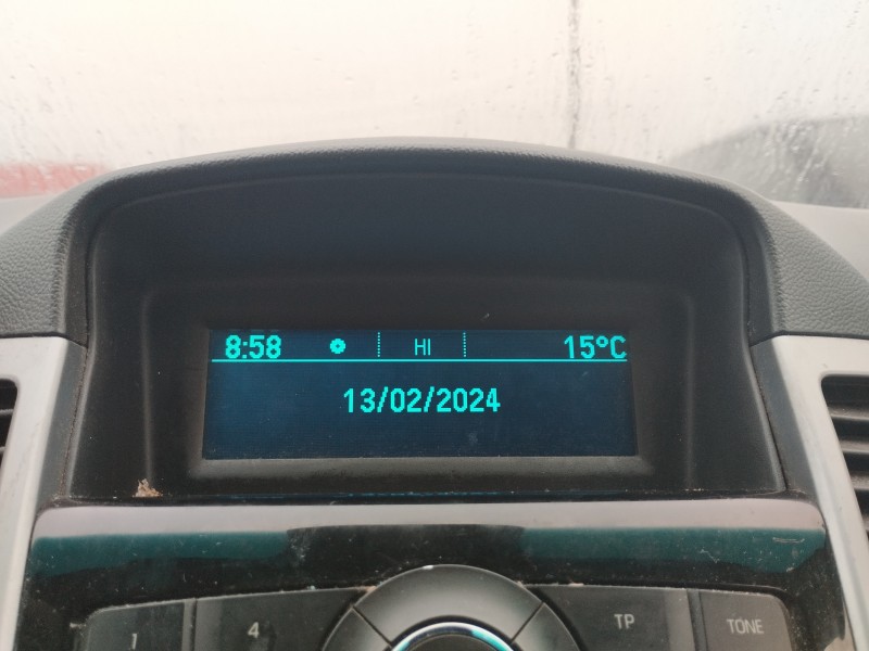 Recambio de pantalla multifuncion para chevrolet cruze 1.6 cat referencia OEM IAM 95952766G  