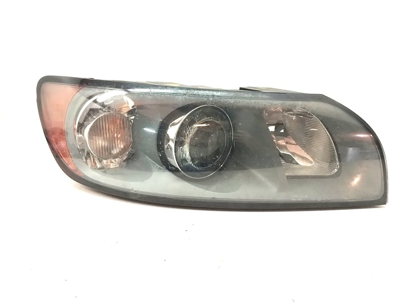 Recambio de faro derecho para volvo v50 familiar 2.4i kinetic referencia OEM IAM 30698890  