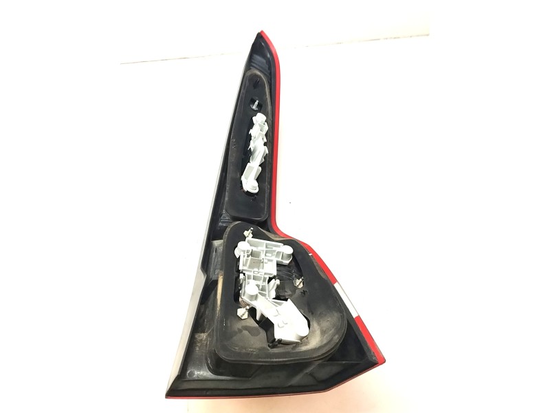 Recambio de piloto trasero izquierdo para volvo v50 familiar 2.4i kinetic referencia OEM IAM   