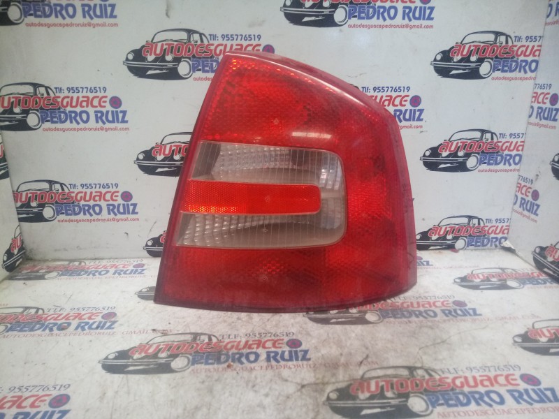 Recambio de piloto trasero derecho para skoda octavia berlina (1u2) referencia OEM IAM    Recambio de piloto trasero derecho para skoda octavia berlina (1u2) referencia OEM IAM