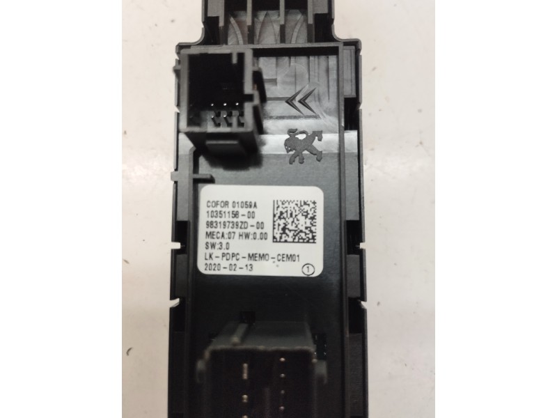 Recambio de mando elevalunas delantero izquierdo para opel grandland x 1.2 referencia OEM IAM 98319739ZD  
							