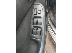 Recambio de mando elevalunas delantero izquierdo para toyota avensis berlina (t25) 2.2 d-4d cat referencia OEM IAM   