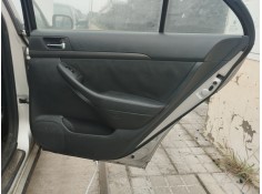 Recambio de guarnecido puerta trasera derecha para toyota avensis berlina (t25) 2.2 d-4d cat referencia OEM IAM   