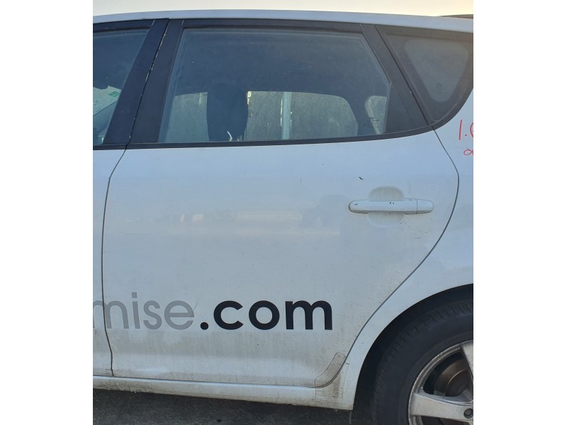 Recambio de puerta trasera izquierda para kia cee´d 1.6 crdi cat referencia OEM IAM   