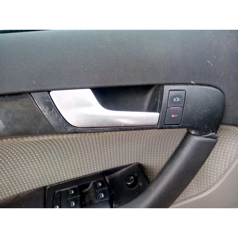 Recambio de maneta interior delantera izquierda para audi a3 (8p) 2.0 tdi referencia OEM IAM   