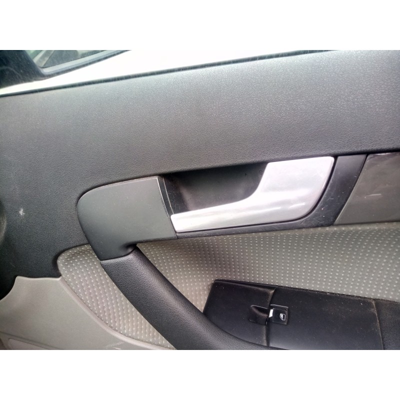 Recambio de maneta interior delantera derecha para audi a3 (8p) 2.0 tdi referencia OEM IAM   