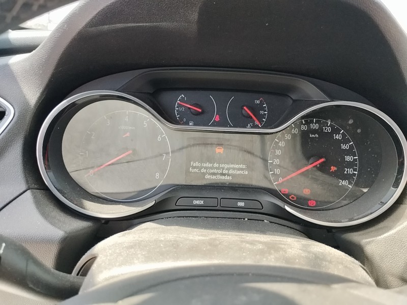 Recambio de cuadro instrumentos para opel grandland x 1.2 referencia OEM IAM 9831138780  