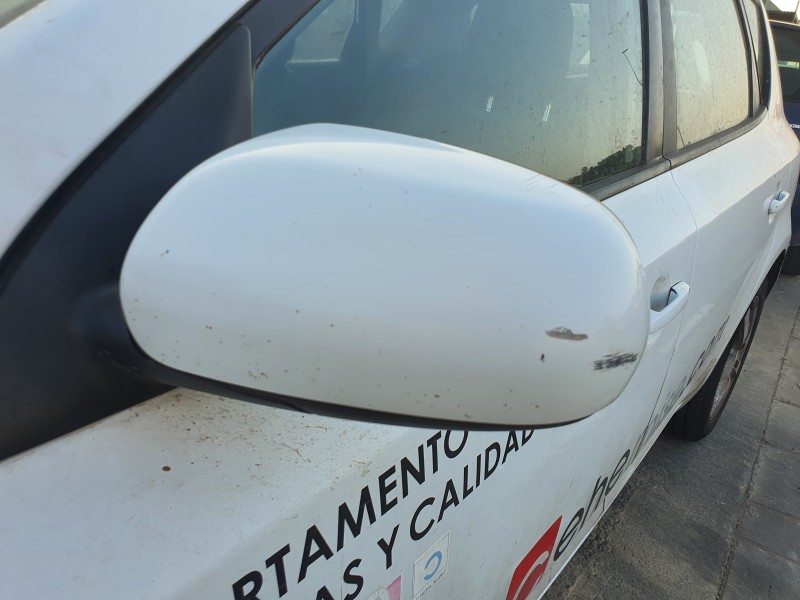 Recambio de retrovisor izquierdo para kia cee´d 1.6 crdi cat referencia OEM IAM   