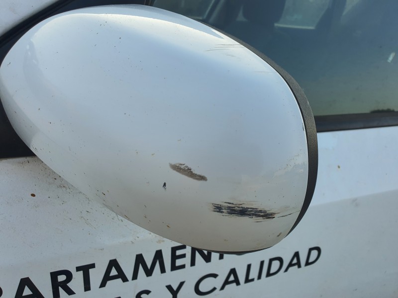 Recambio de retrovisor izquierdo para kia cee´d 1.6 crdi cat referencia OEM IAM   