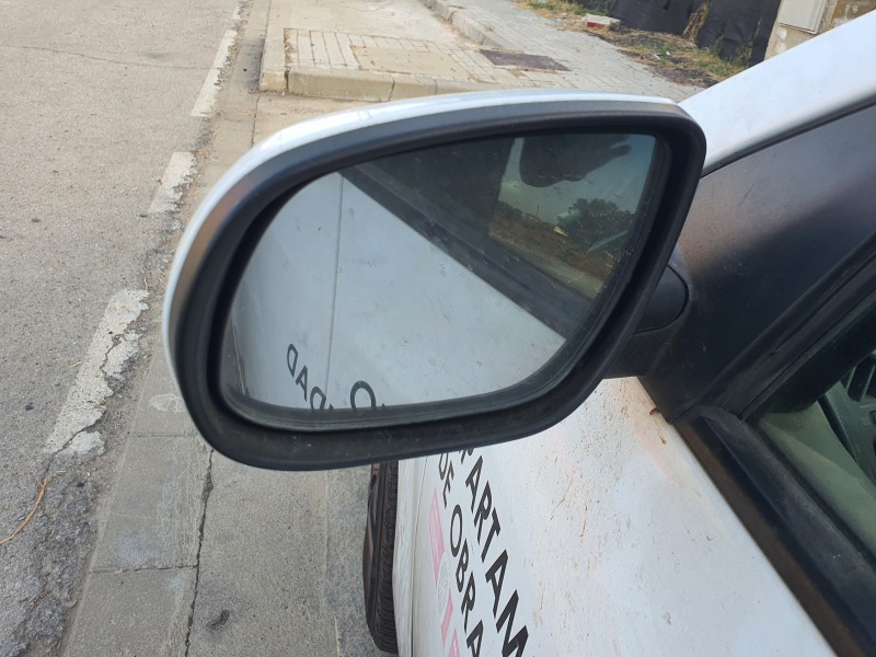 Recambio de retrovisor izquierdo para kia cee´d 1.6 crdi cat referencia OEM IAM   
