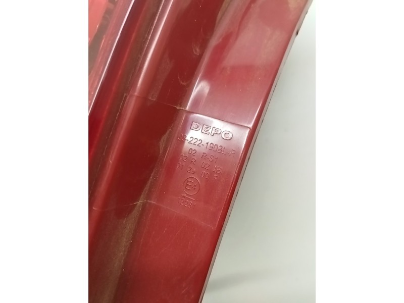 Recambio de piloto trasero izquierdo para chevrolet kalos 1.2 cat referencia OEM IAM 082221908L  