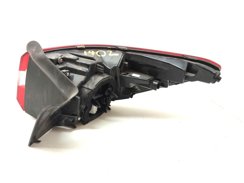 Recambio de piloto trasero izquierdo para opel grandland x 1.2 referencia OEM IAM 81660101  