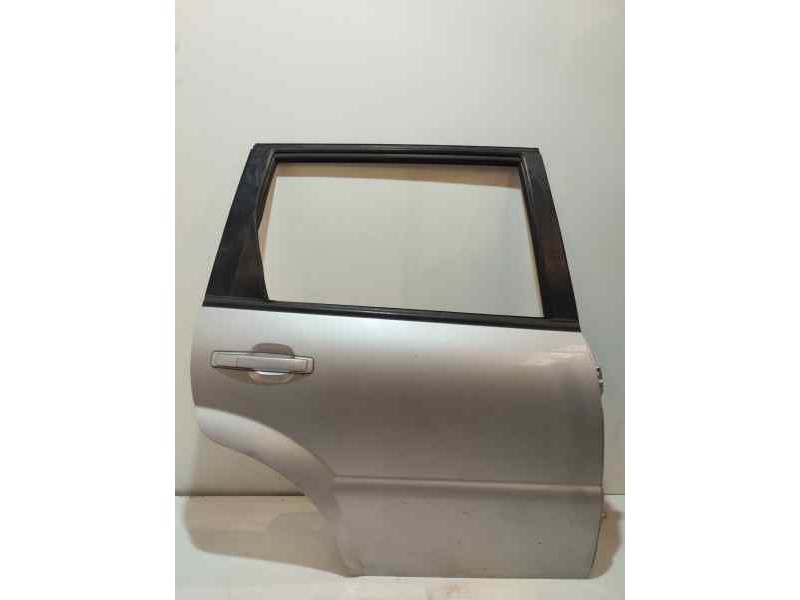 Recambio de puerta trasera derecha para ssangyong rexton rx 270 full referencia OEM IAM   