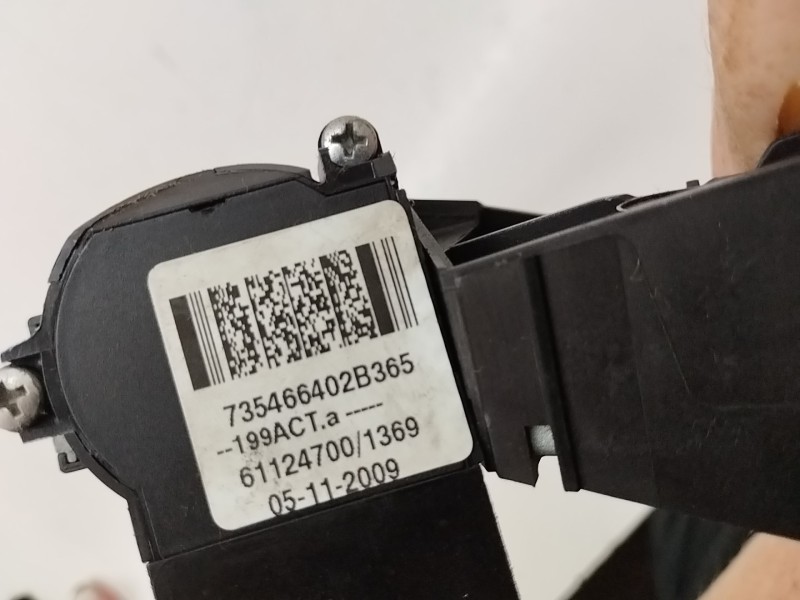 Recambio de conmutador de arranque para fiat grande punto (199) 1.4 cat referencia OEM IAM 735466402B365  