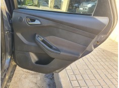 Recambio de guarnecido puerta trasera derecha para ford focus lim. (cb8) 1.6 tdci cat referencia OEM IAM   