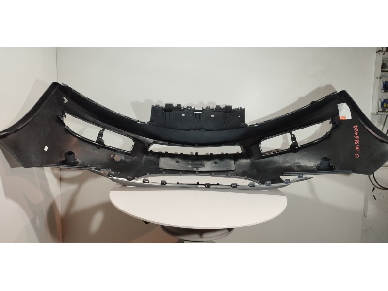 Recambio de paragolpes delantero para opel insignia sports tourer 2.0 16v cdti referencia OEM IAM   