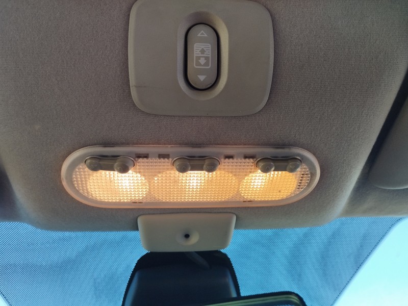 Recambio de luz interior para nissan qashqai (j10) tekna premium referencia OEM IAM   